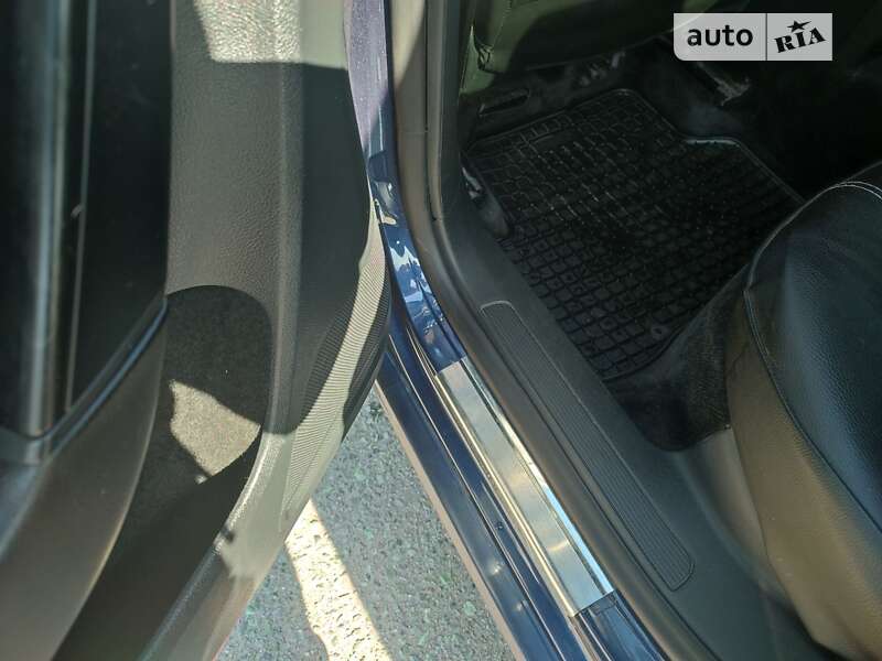 Седан Volkswagen Passat 2012 в Полтаве