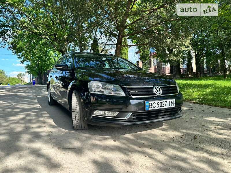 Універсал Volkswagen Passat 2014 в Львові