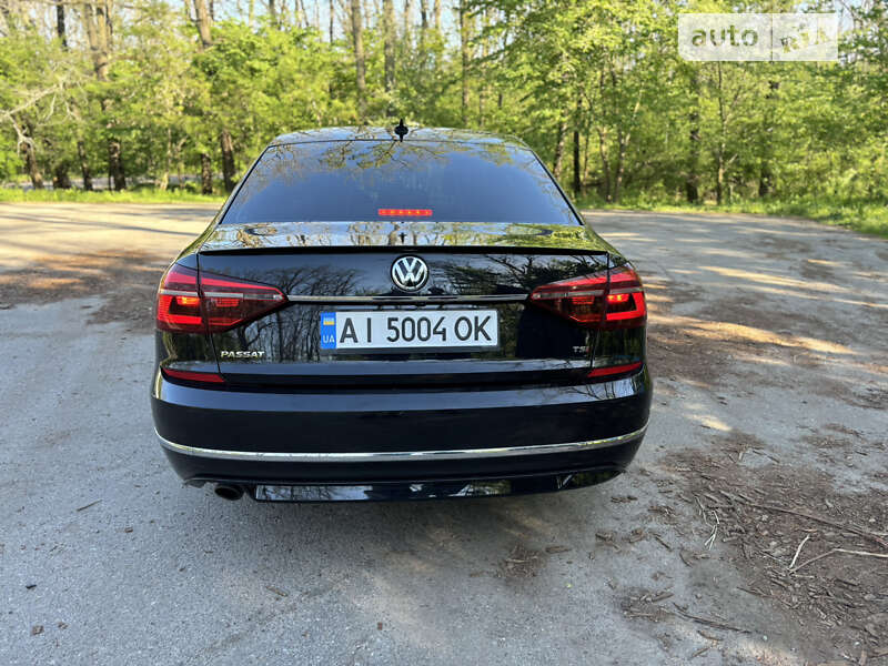 Седан Volkswagen Passat 2017 в Фастові