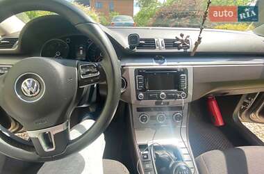 Универсал Volkswagen Passat 2014 в 