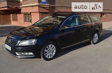 Універсал Volkswagen Passat 2011 в Чернігові