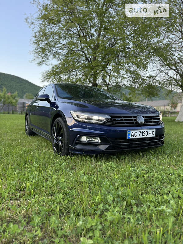 Седан Volkswagen Passat 2018 в Тячеве