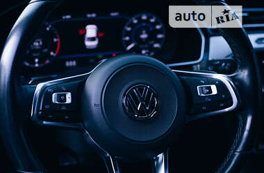Седан Volkswagen Passat 2018 в Тячеве