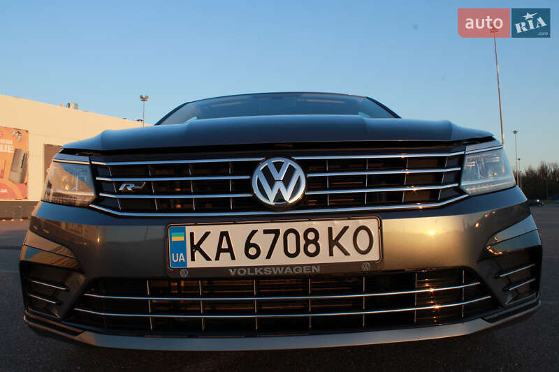 Седан Volkswagen Passat 2017 в Киеве