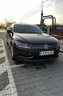 Седан Volkswagen Passat 2013 в Киеве