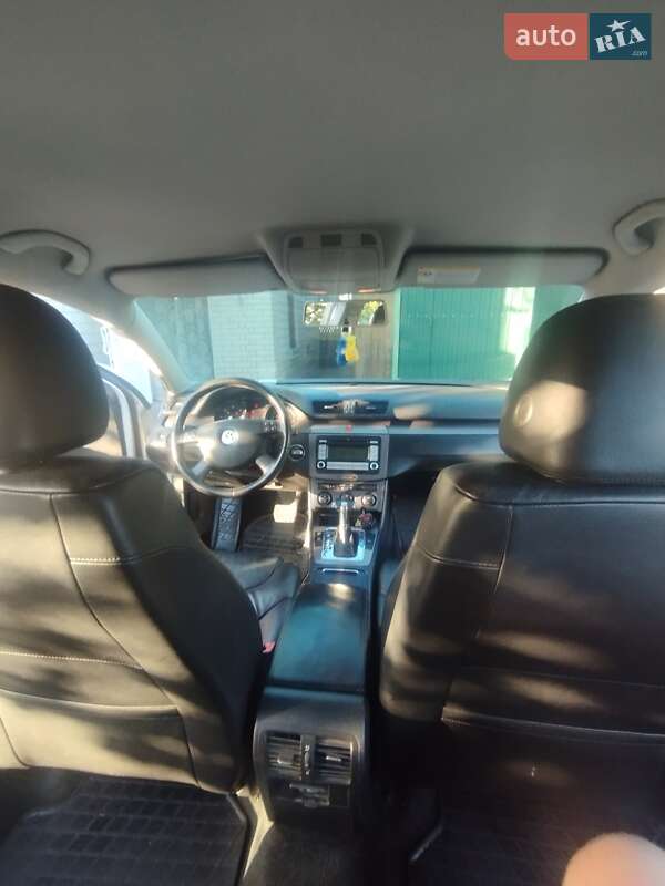 Универсал Volkswagen Passat 2008 в Коростене