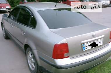 Седан Volkswagen Passat 1997 в Полтаве