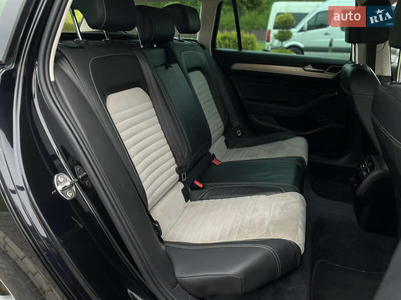 Универсал Volkswagen Passat 2015 в Староконстантинове