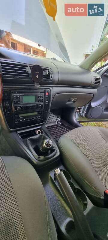 Универсал Volkswagen Passat 2004 в Сколе