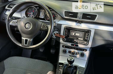 Универсал Volkswagen Passat 2012 в Стрые