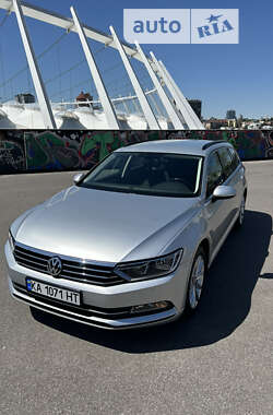 Универсал Volkswagen Passat 2017 в Киеве