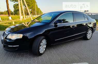 Седан Volkswagen Passat 2006 в Львові