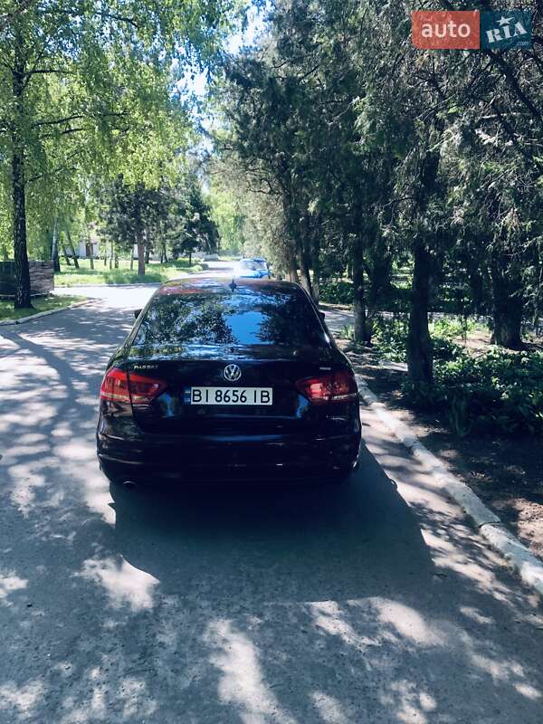 Седан Volkswagen Passat 2012 в Кременчуге
