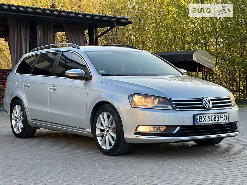 Универсал Volkswagen Passat 2011 в Ровно