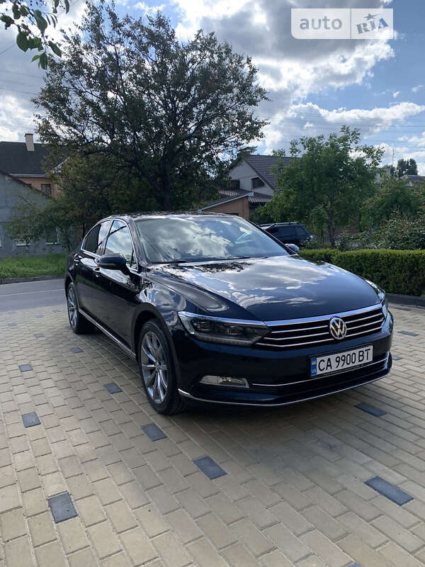 Седан Volkswagen Passat 2018 в Черкассах