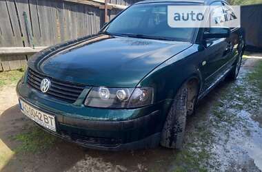 Седан Volkswagen Passat 1999 в Ивано-Франковске