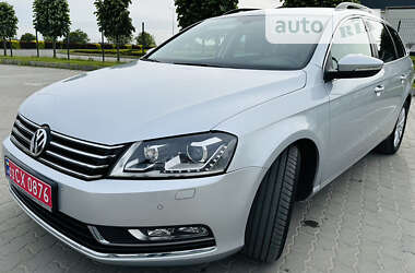 Универсал Volkswagen Passat 2014 в Житомире