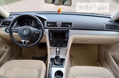 Седан Volkswagen Passat 2013 в Охтирці