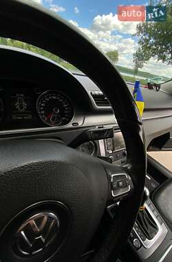 Універсал Volkswagen Passat 2013 в 