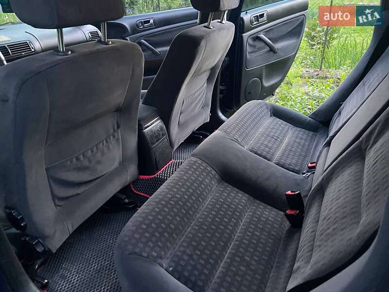 Седан Volkswagen Passat 2000 в Межгорье