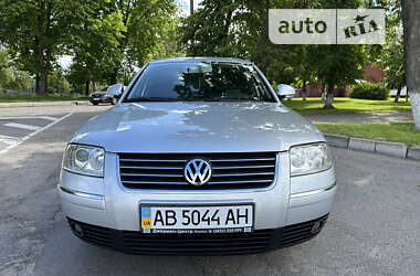 Седан Volkswagen Passat 2005 в Виннице