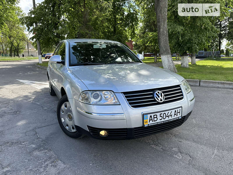 Седан Volkswagen Passat 2005 в Виннице