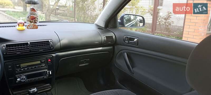 Седан Volkswagen Passat 1997 в Кривом Роге