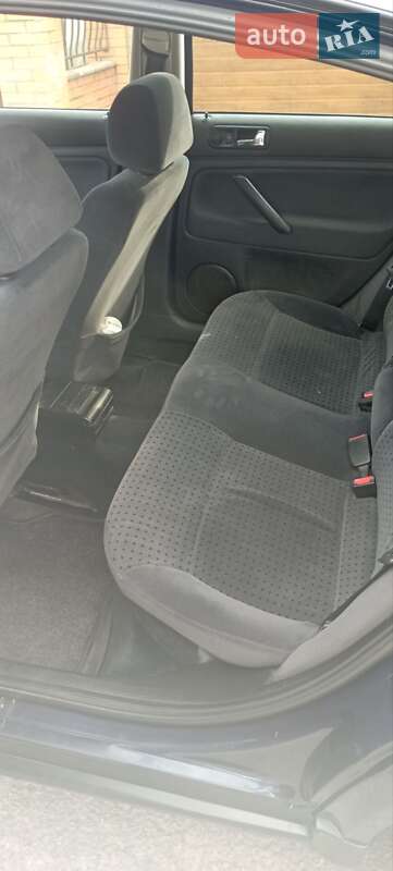 Седан Volkswagen Passat 1997 в Кривом Роге