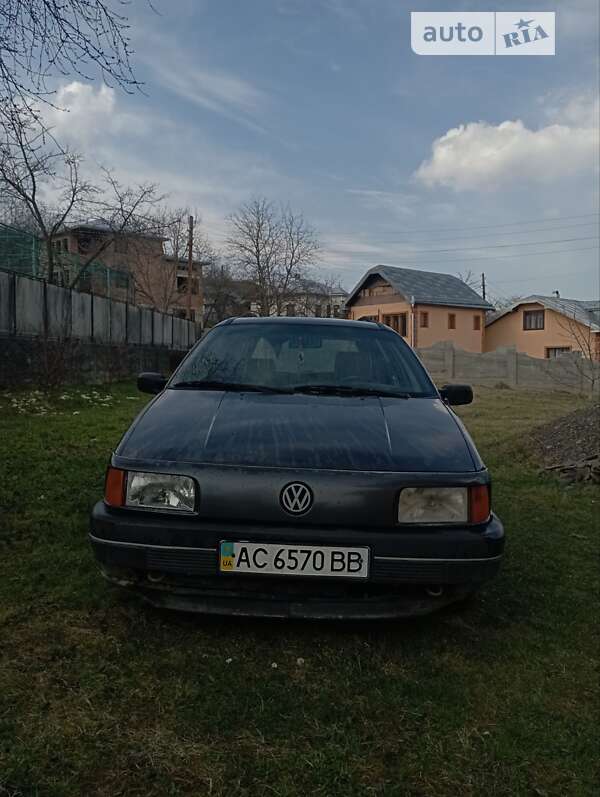 Универсал Volkswagen Passat 1989 в Косове