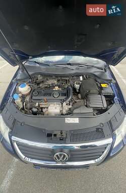 Универсал Volkswagen Passat 2009 в 
