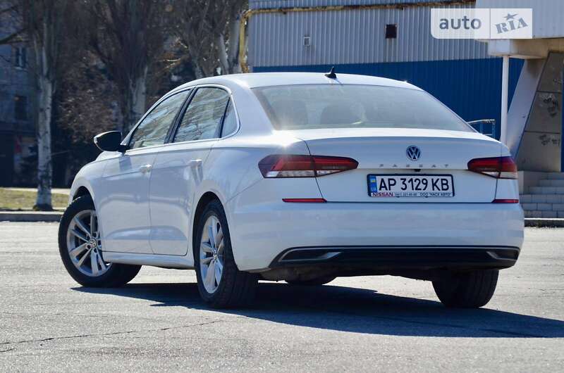Седан Volkswagen Passat 2020 в Запорожье