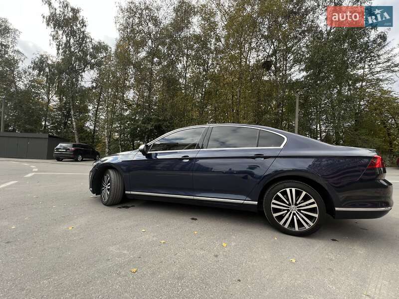 Седан Volkswagen Passat 2017 в Тернополі