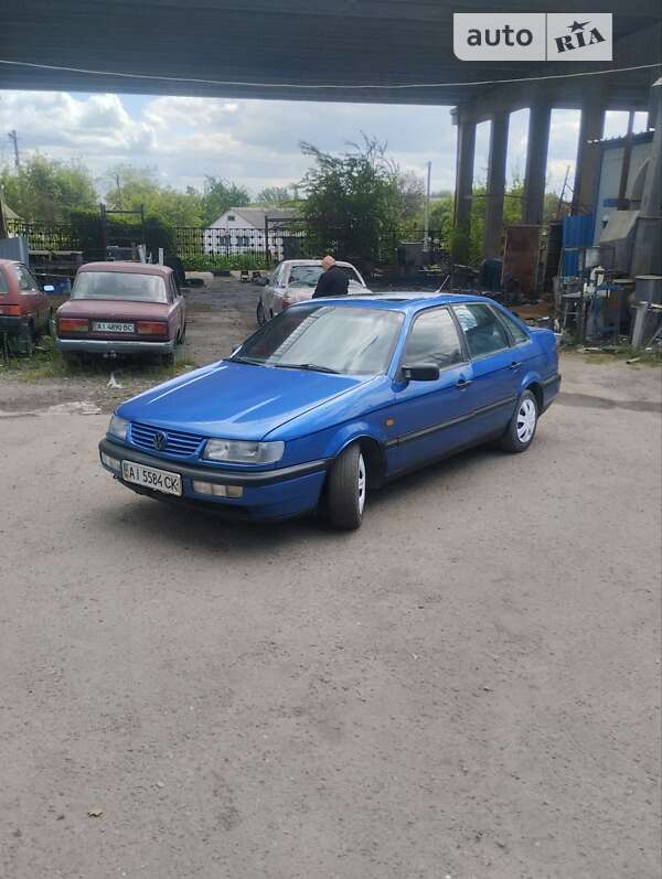 Седан Volkswagen Passat 1994 в Белой Церкви