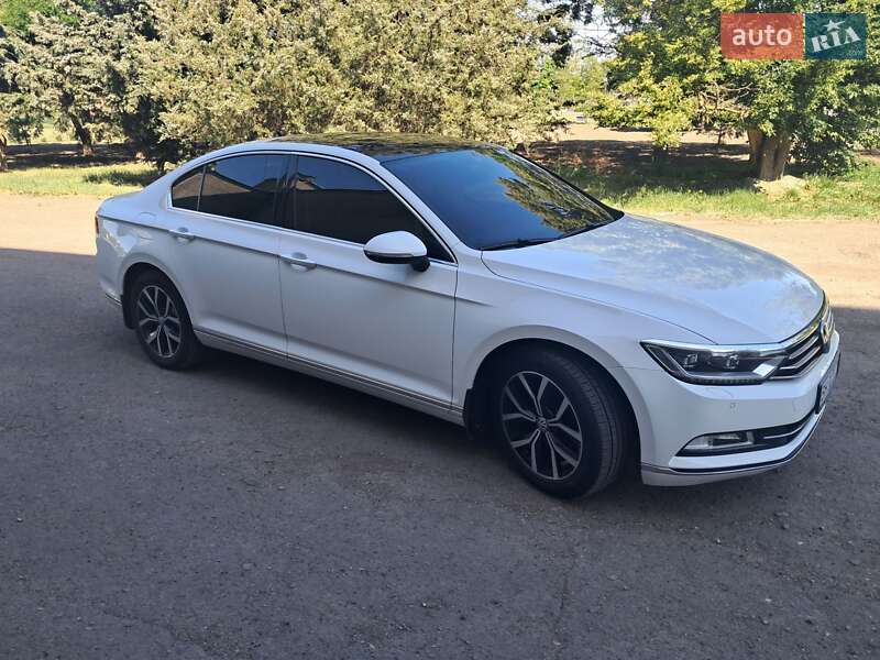 Седан Volkswagen Passat 2017 в Килии