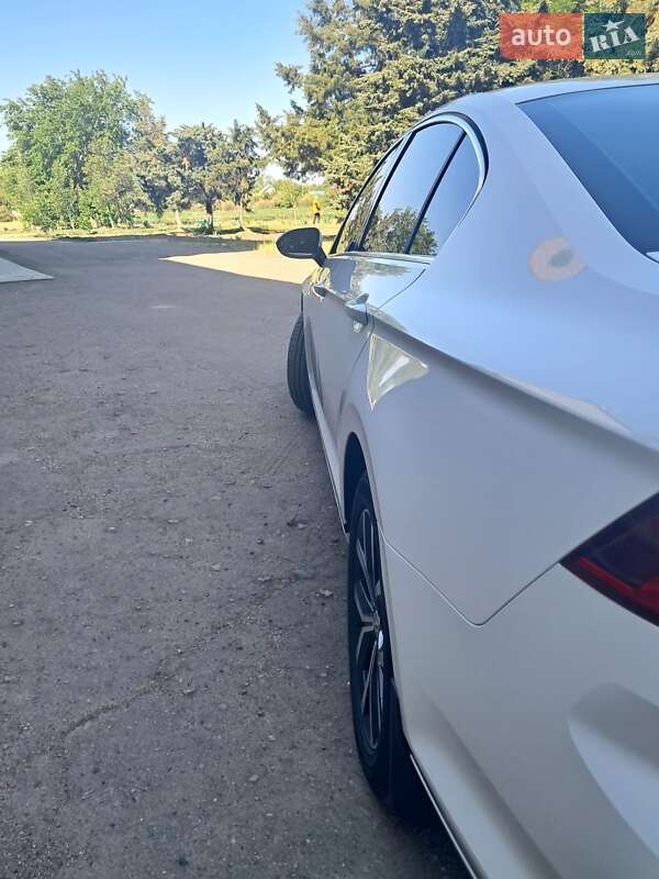 Седан Volkswagen Passat 2017 в Килии