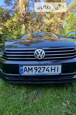 Универсал Volkswagen Passat 2016 в Житомире