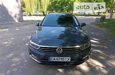 Универсал Volkswagen Passat 2015 в Ватутино