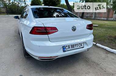 Седан Volkswagen Passat 2016 в Умани