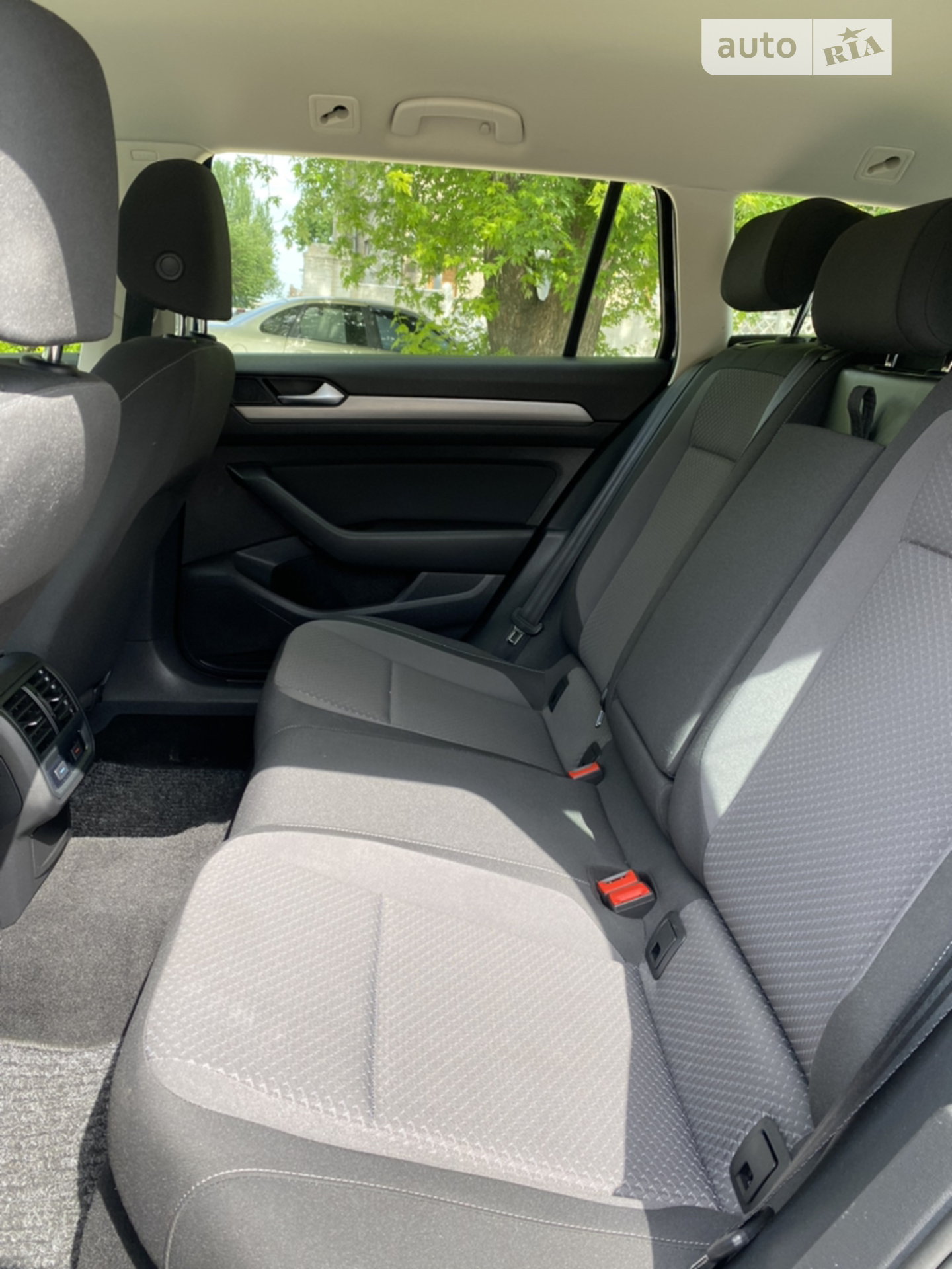 2019 Volkswagen Passat - мініатюра 15