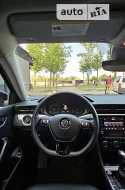 Седан Volkswagen Passat 2021 в Кривому Розі