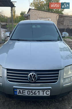 Седан Volkswagen Passat 2004 в Кривом Роге