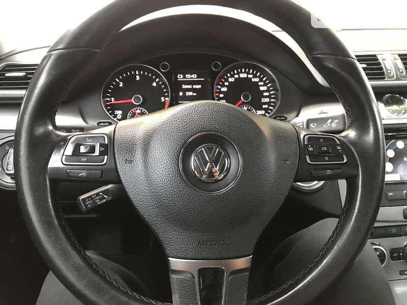Седан Volkswagen Passat 2014 в Мукачево