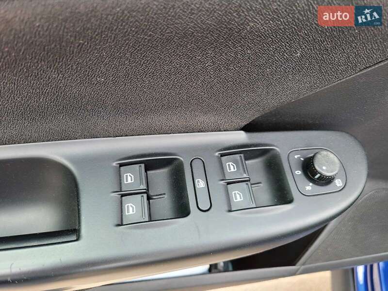 Универсал Volkswagen Passat 2008 в Львове фото 30 Универсал Volkswagen Passat 2008 в Львове