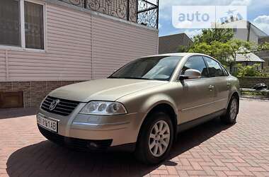 Седан Volkswagen Passat 2005 в Хмельницком