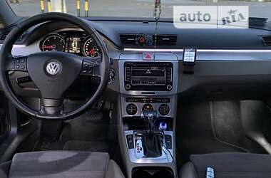 Універсал Volkswagen Passat 2007 в Червонограді