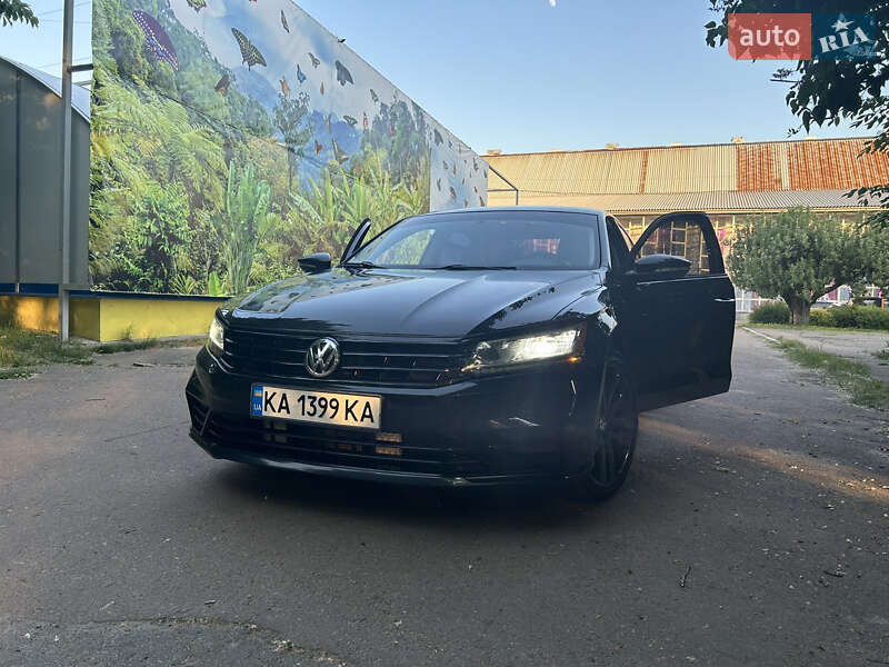 Седан Volkswagen Passat 2017 в Ірпені