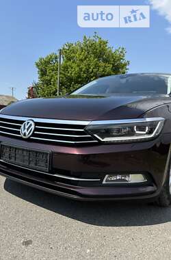 Седан Volkswagen Passat 2015 в Борисполе