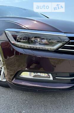 Седан Volkswagen Passat 2015 в Борисполе