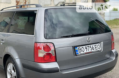 Универсал Volkswagen Passat 2002 в Золочеве