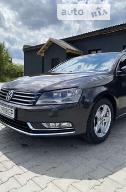 Универсал Volkswagen Passat 2011 в Ковеле